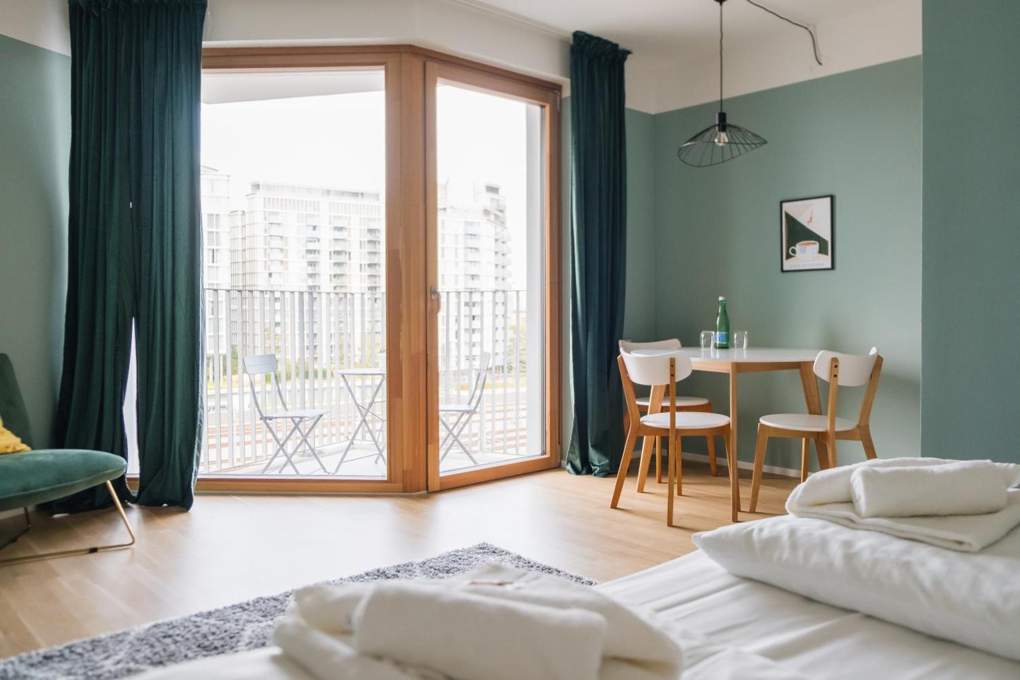 Decorous Cozy View Apartment Wien